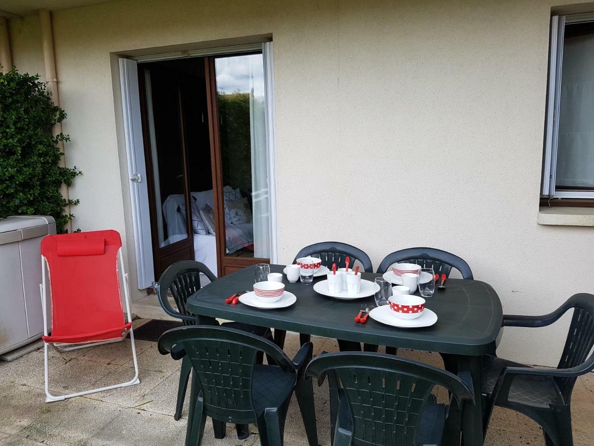 Appartement 2 pièces rez-de-jardin à 2 pas de la plage et de la thalasso Cabourg Exterior foto